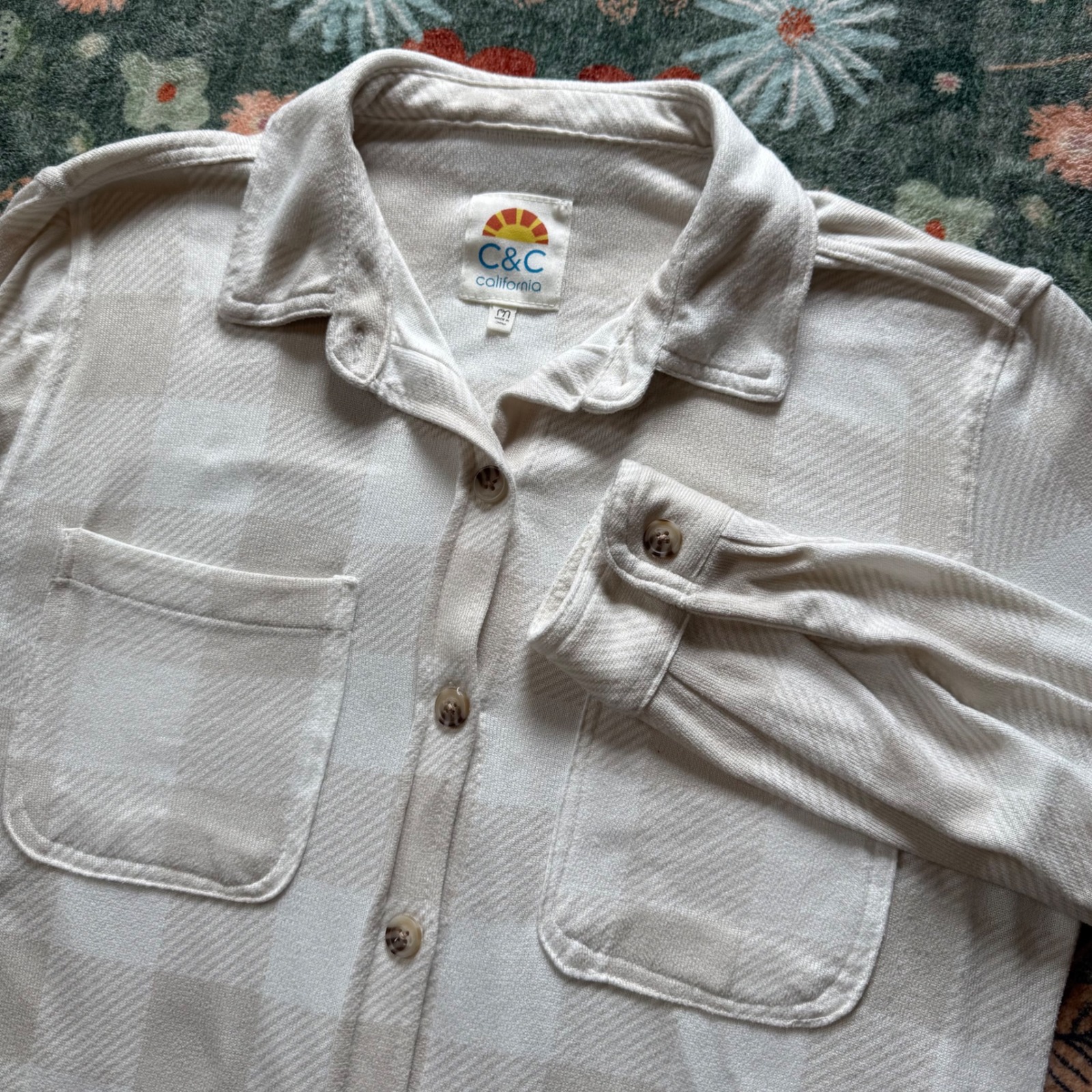 C&C California Cream Buffalo Plaid Button Down Shirt Womens Medium